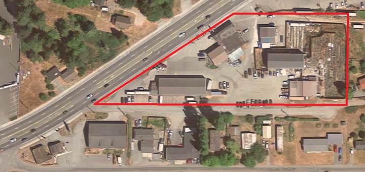 Multi-tenant with Highway Exposure in Port Angeles, WA.