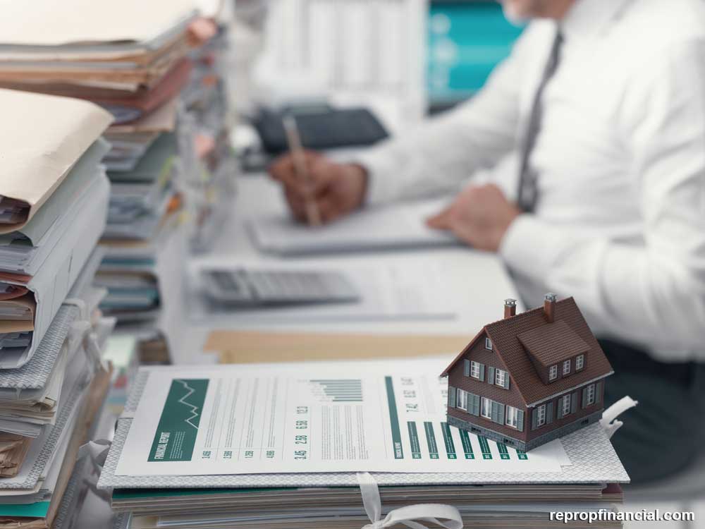 How the Low-rate Mortgage Rush Is Affecting Lenders How the Low-rate Mortgage Rush Is Affecting Lenders