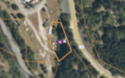 ¾ Acre with House and River Access