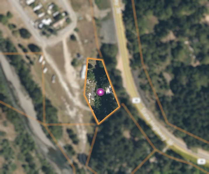 ¾ Acre with House and River Access